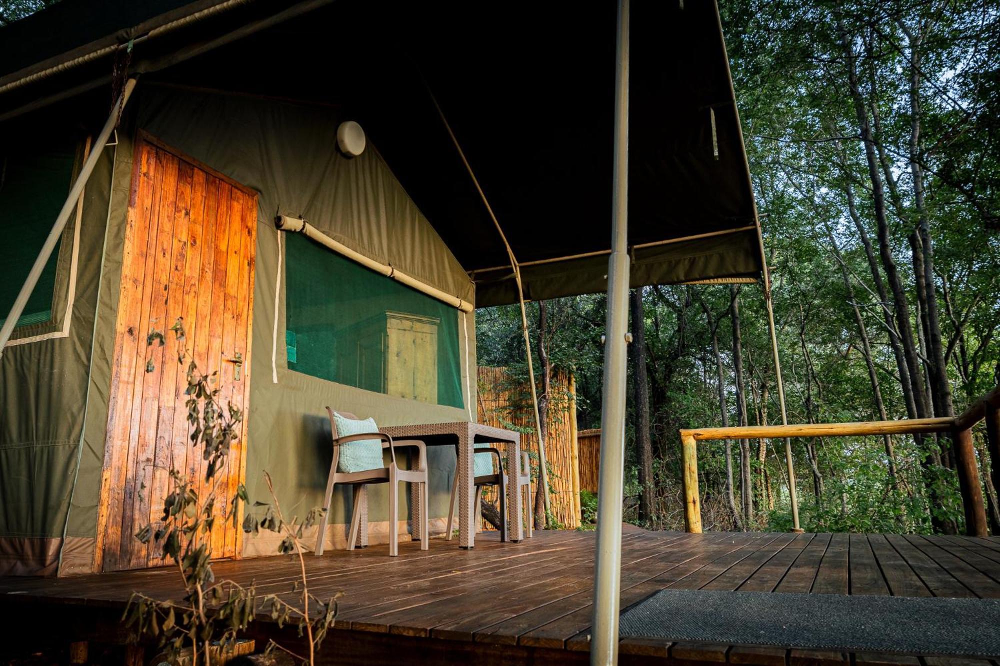 Askiesbos - Samochima Bush Camp Shakawe Екстер'єр фото